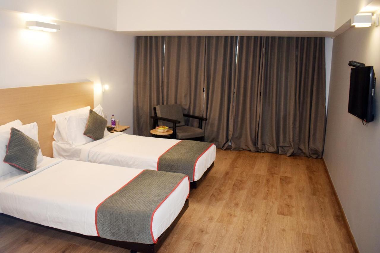 Hotel Asrani International 3*